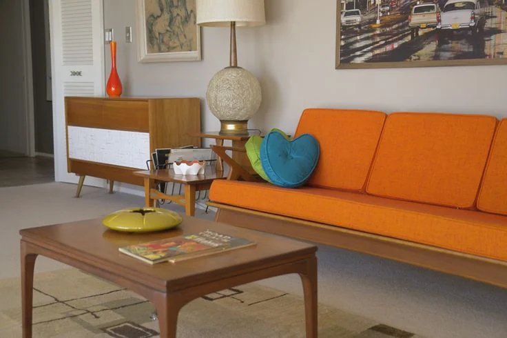 Mid-Century Modern Living Room Ideas: Wood and Color